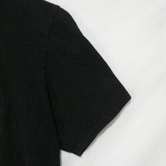 THE BEATLES © 2002 | medium | Black Beatles Abbey Road T-Shirt - Picture 6 of 13